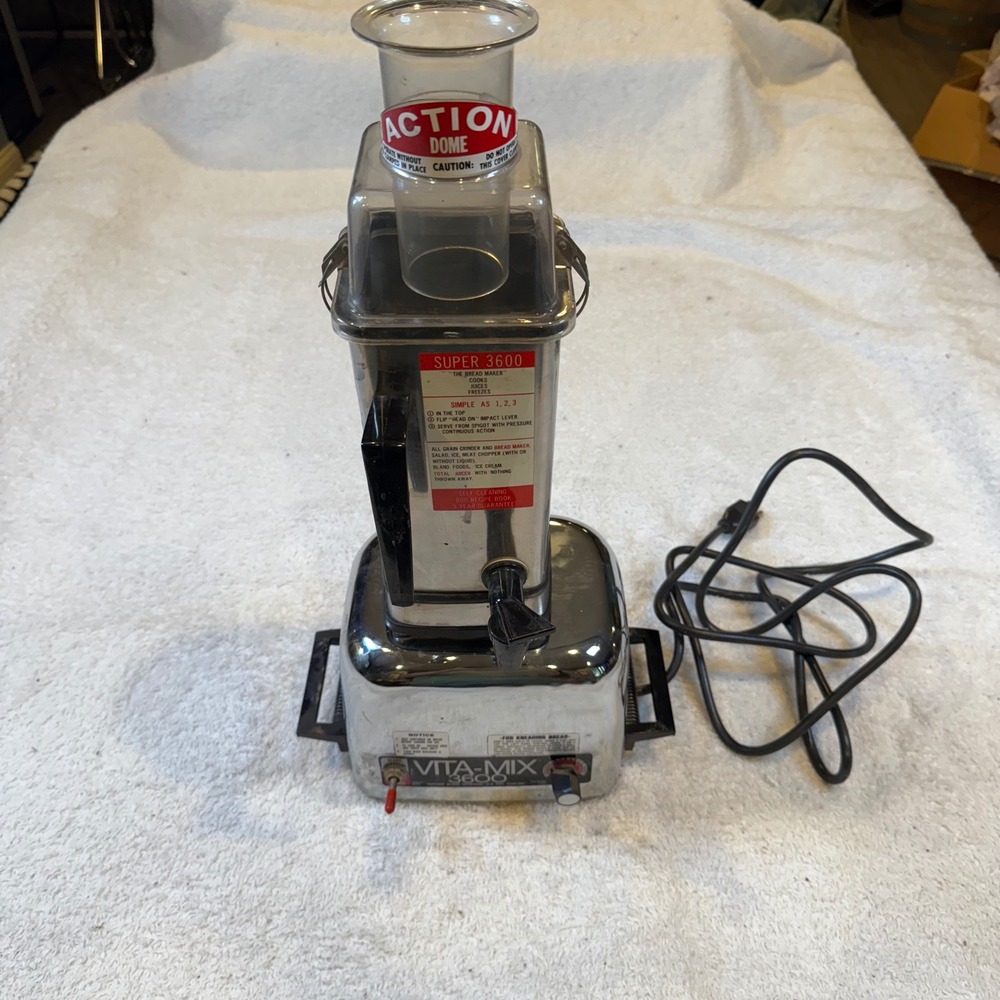 Vitamix Super 3600 Vintage Blender Stainless Steel Model 479029 Action Dome